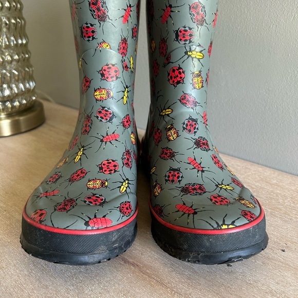 BOGS bug print rain boots youth size 4​​ - Picture 3 of 11